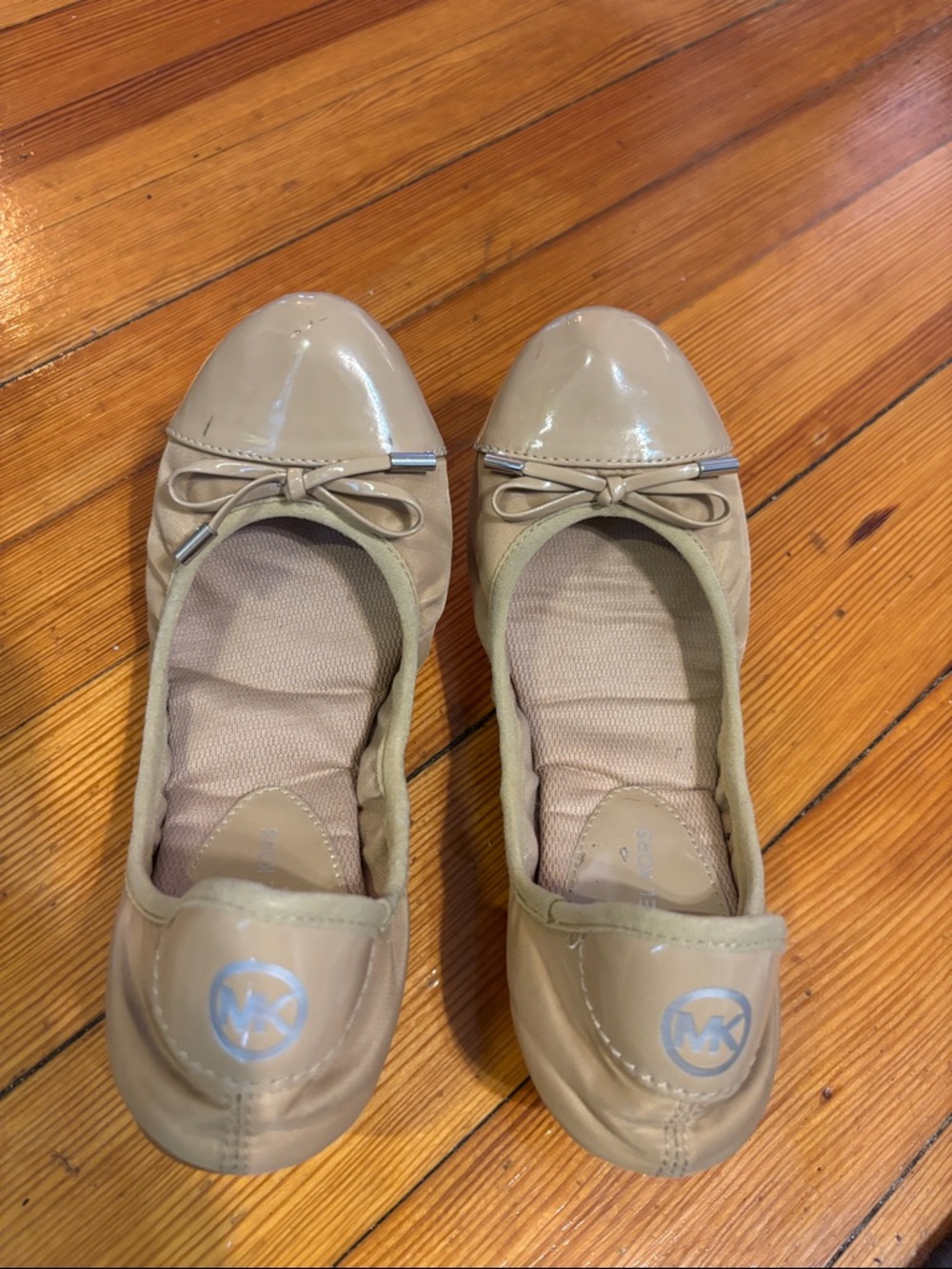 Michael Kors Neutral Patent Leather Bow Ballet Flats